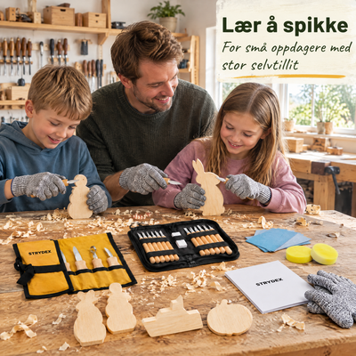 Far og to barn spikker figurer i lindetre